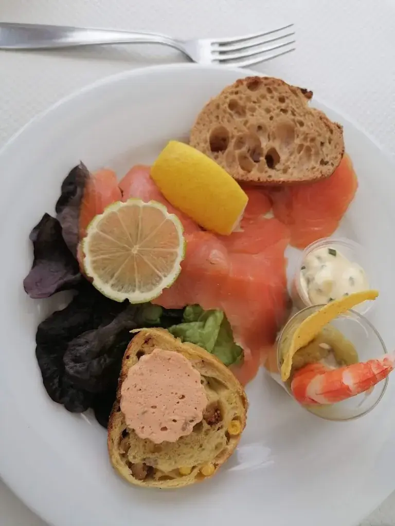 Chez Isa Restaurant_Andrézieux-Bouthéon_slider_image_2