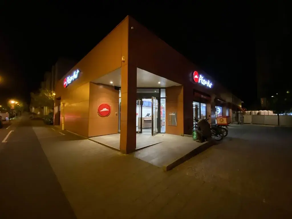 Loris_Pizza Hut_Coulaines_review