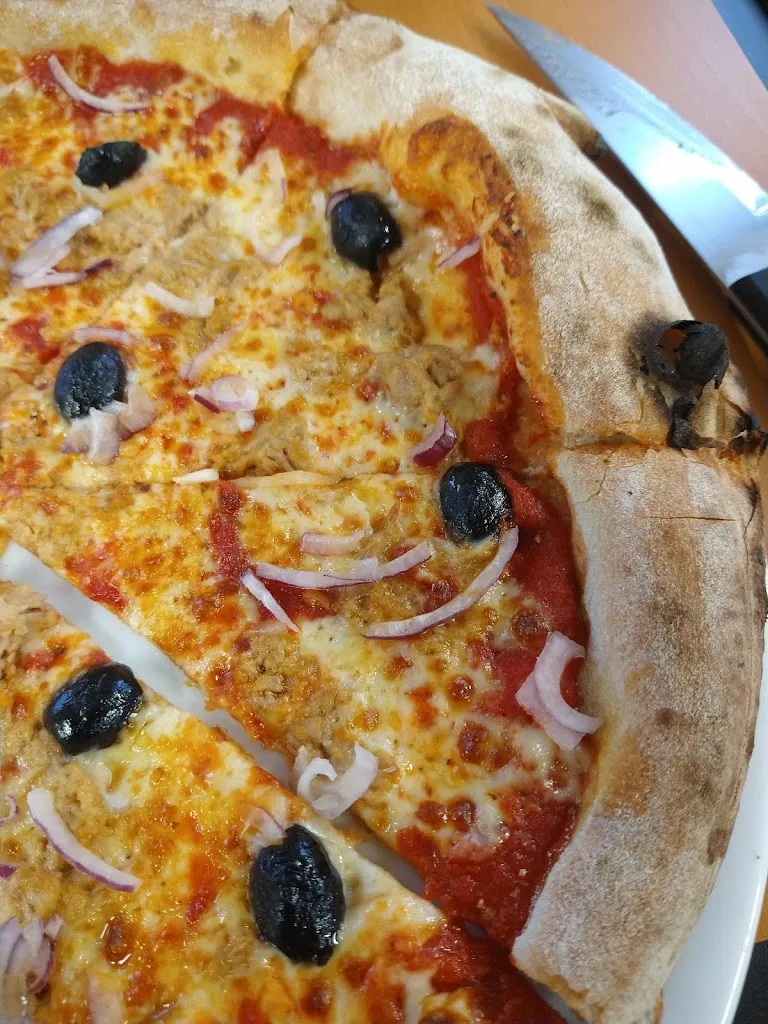 Marjo Piekhaar_Saffa Pizza_Coulaines_review
