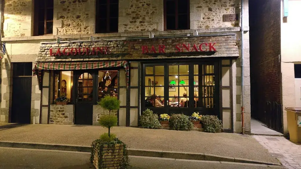 Derenne Josiane ristorante a Villaines-la-Juhel