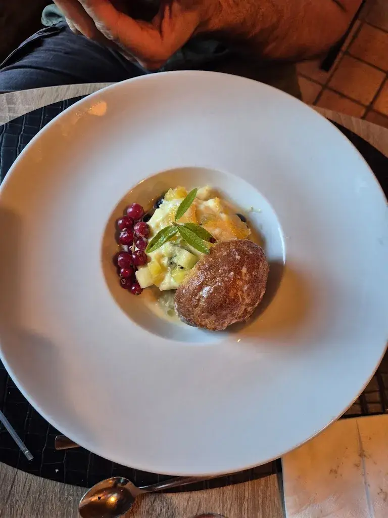 ephigenie sagna_Restaurant Le Tour Du Chat_Crossac_review