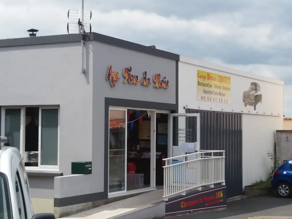 Au Feu de Bois restaurant in Cugand