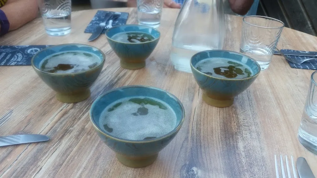 Pammy Steel_HOTEL RESTAURANT Crêperie du Château_Craon_review