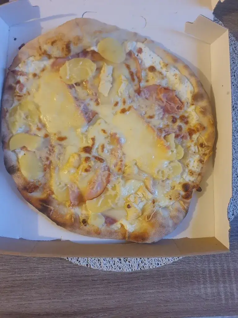 Éloïse Turquais_Show Pizz_Craon_review