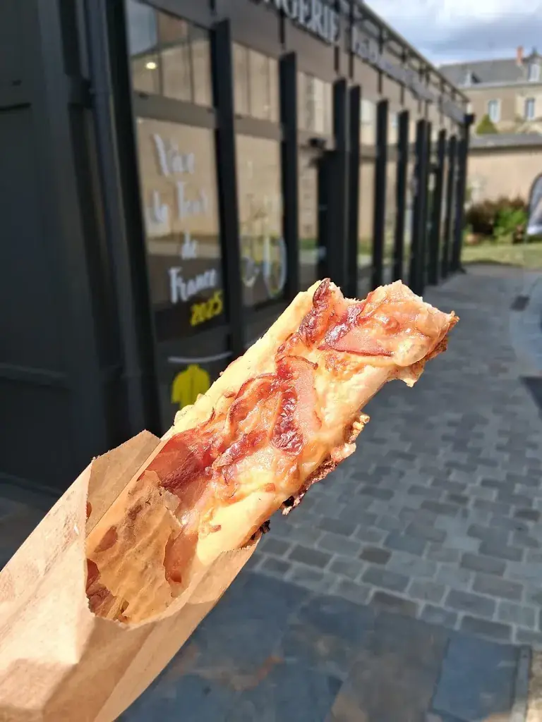 Joseph Arnott_Les Douceurs de L'Hippodrome - Boulangerie et Pâtisserie_Craon_review