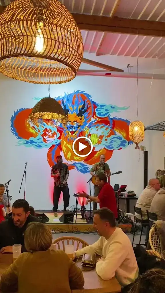 Mister Binh Derval_Derval_slider_image_2