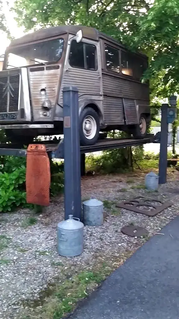 Le Garage_Montbonnot-Saint-Martin_slider_image_2