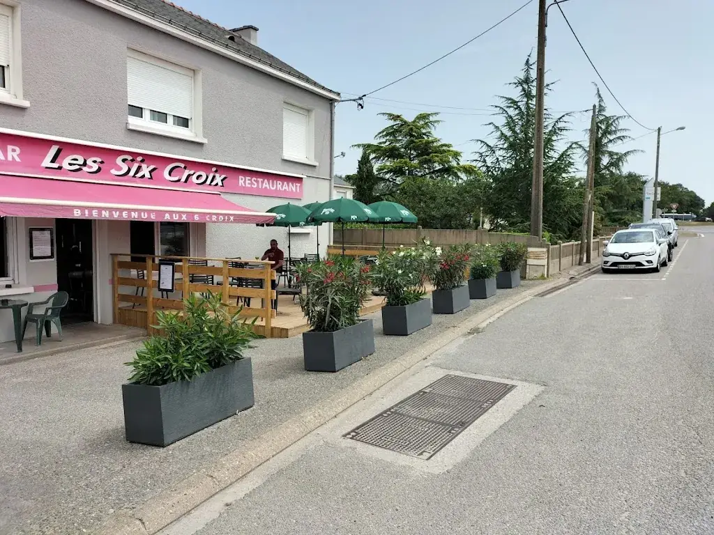 Les Six Croix ristorante a Donges