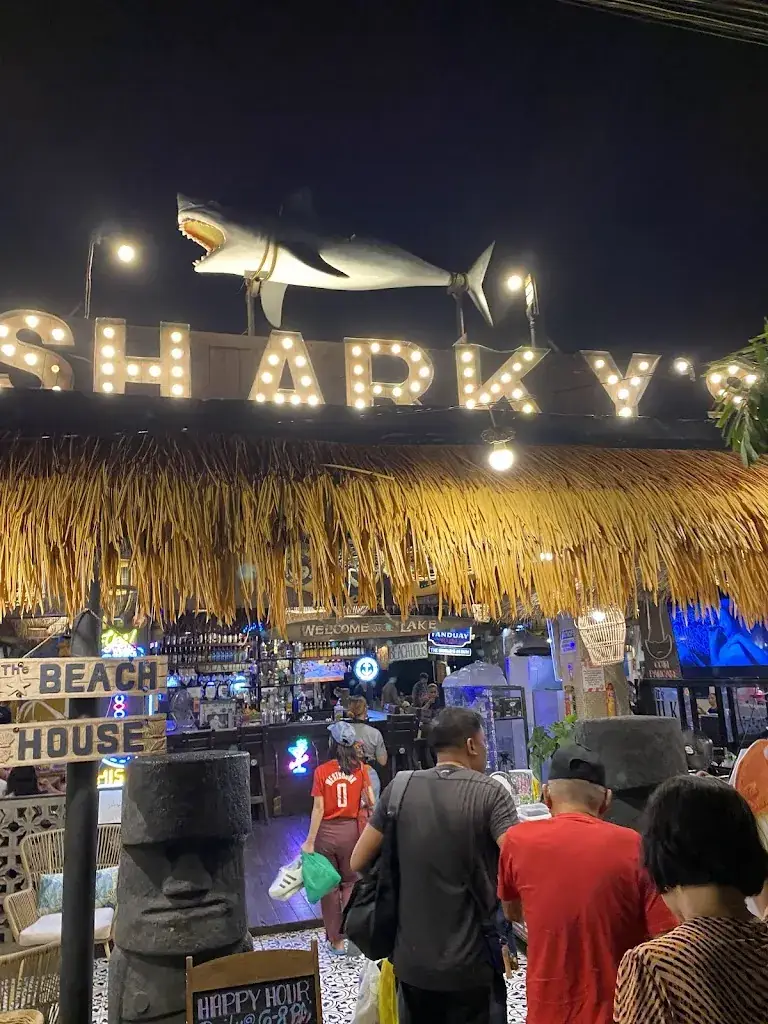 Oli De Guzman_Sharky’s Restobar_Philippines_review