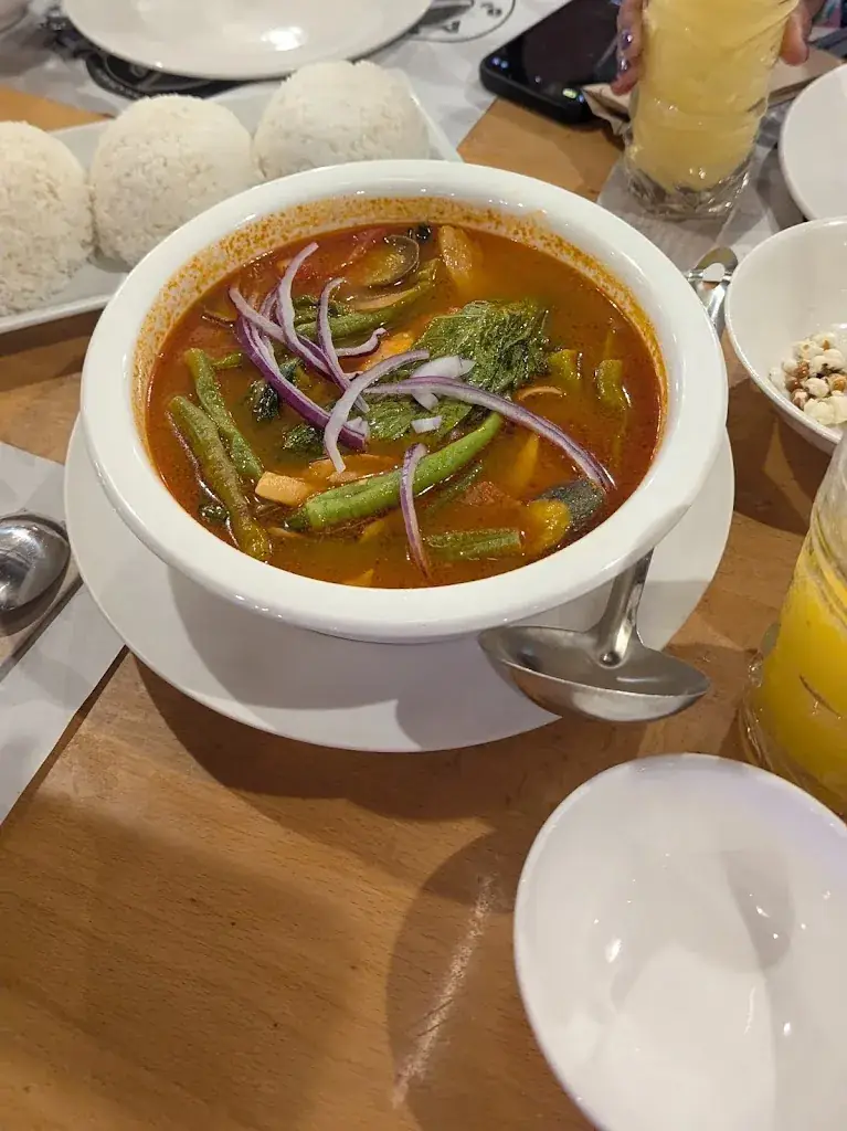 Rana Ha_Sharky’s Restobar_Philippines_review