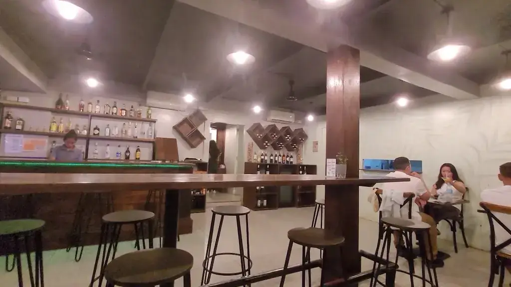 Hillary C_Hermanos Tapas and Wine Bar_Philippines_review