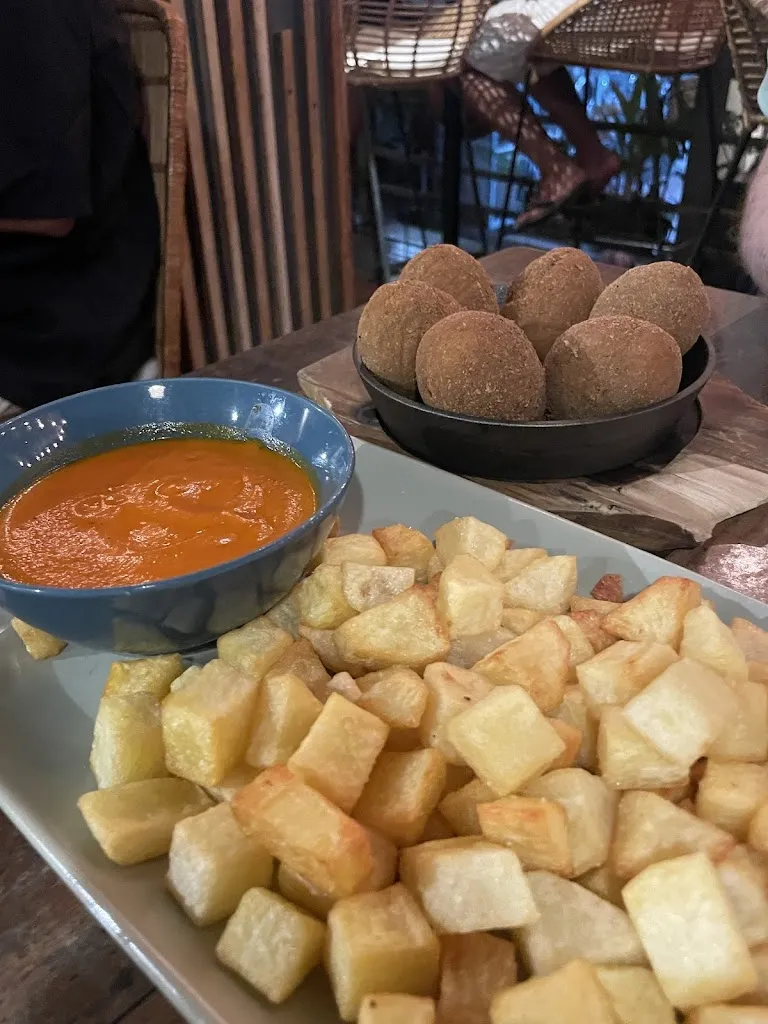 Yanisa Tengyam_Castizo_Philippines_review