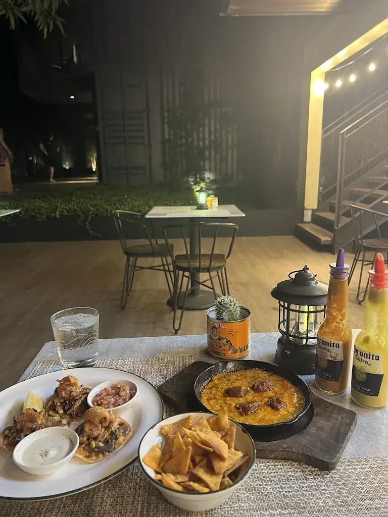 Menu_Hunt Restaurant - Coron_Philippines_image_5