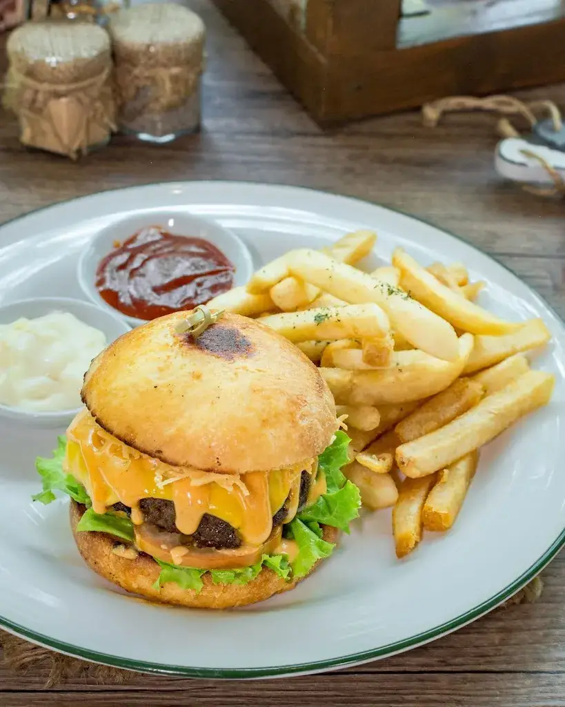 Hunt Restaurant - Coron_Philippines_slider_image_3