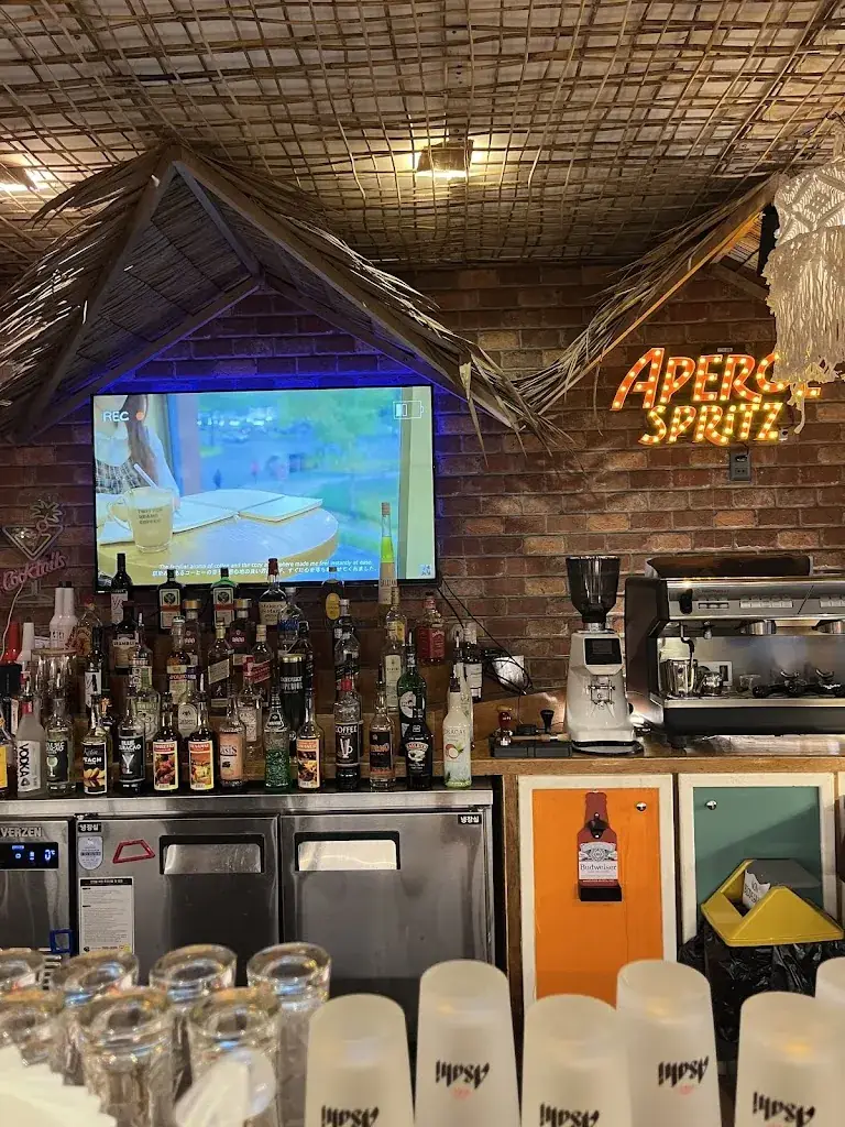 C’zarina Negapatan_Pax Resto Bar_Philippines_review