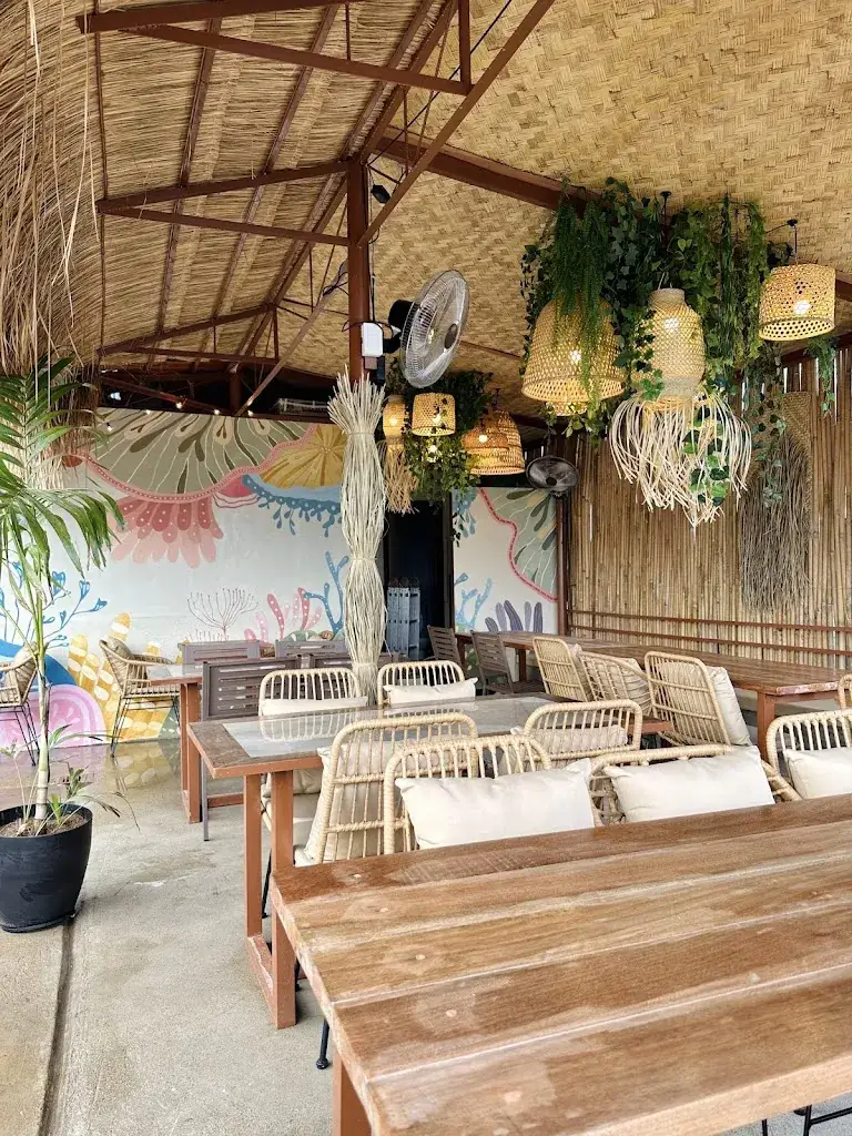 Playa Bar and Restaurant Coron_Philippines_slider_image_1