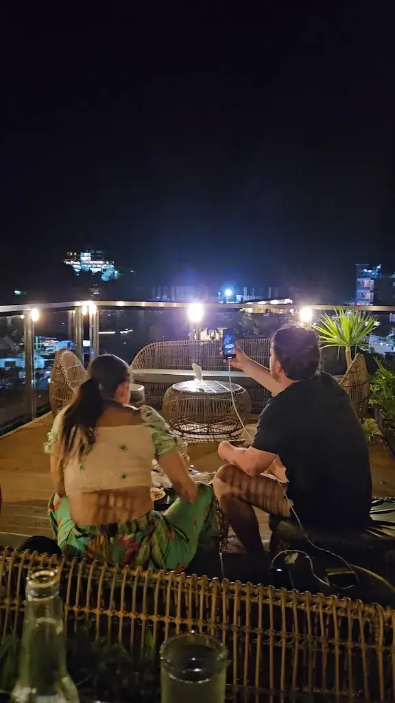 Lutgardo’s Restaurant and Sunset Bar_Philippines_slider_image_2