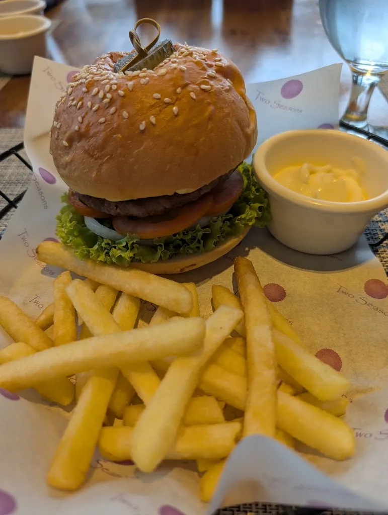 LP Linssen_Baya Resto Lounge_Philippines_review