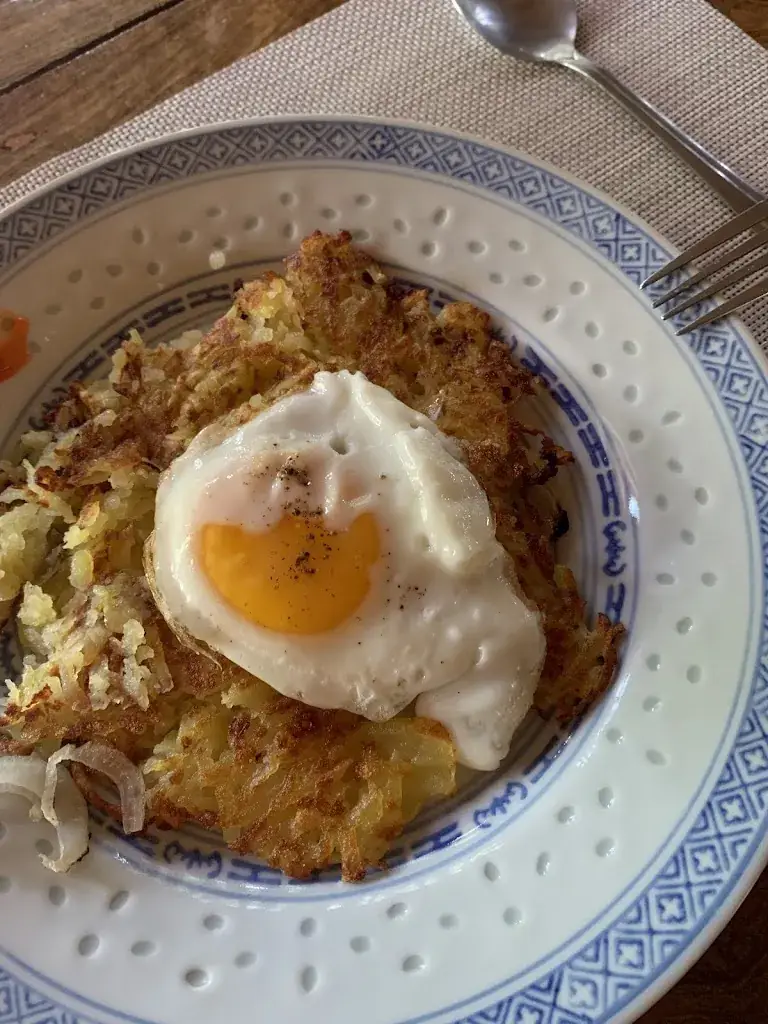 Jennifer Stier_Winnie's Resturant_Philippines_review