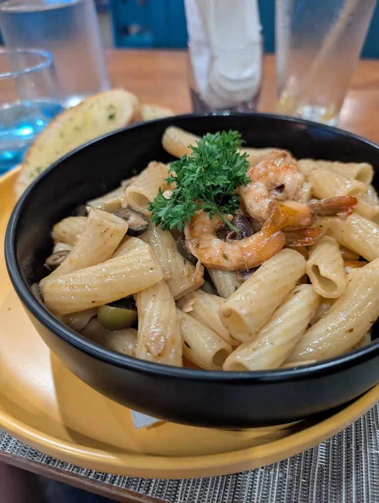 LP Linssen_Mediterrania Coron_Philippines_review