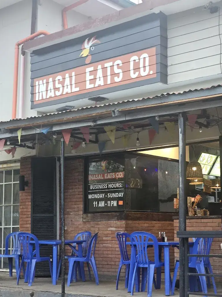 Chris_Inasal Eats Co._Philippines_avis
