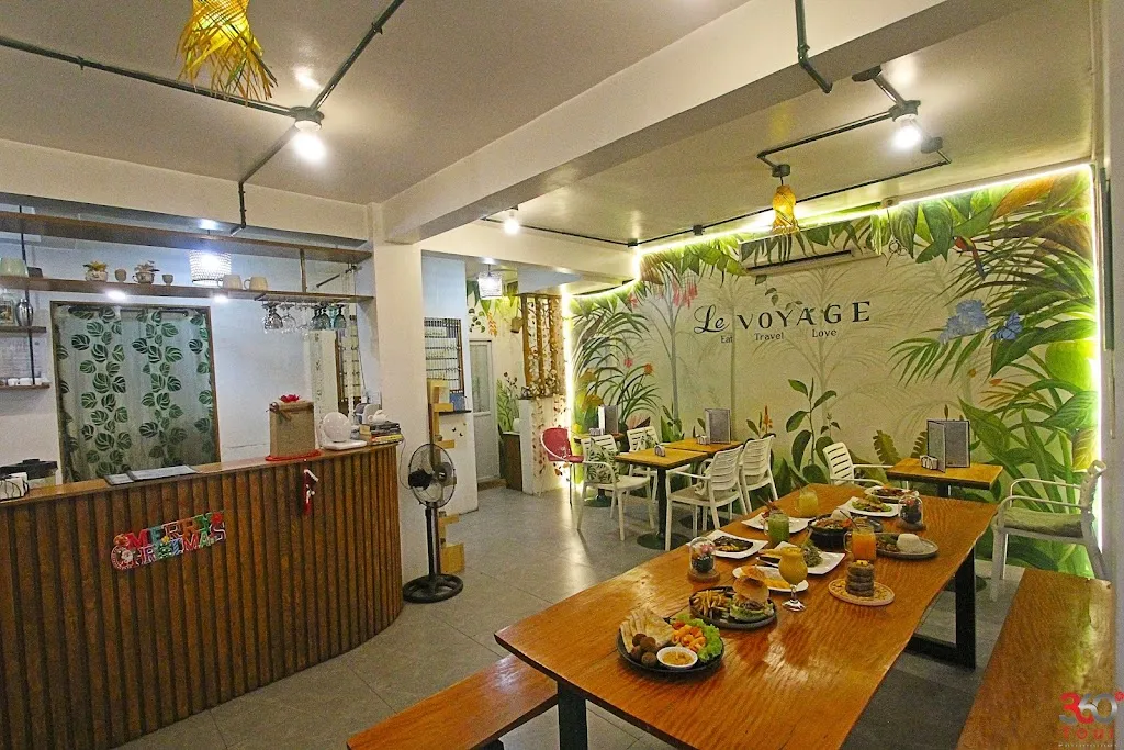 Le Voyage_Philippines_slider_image_1