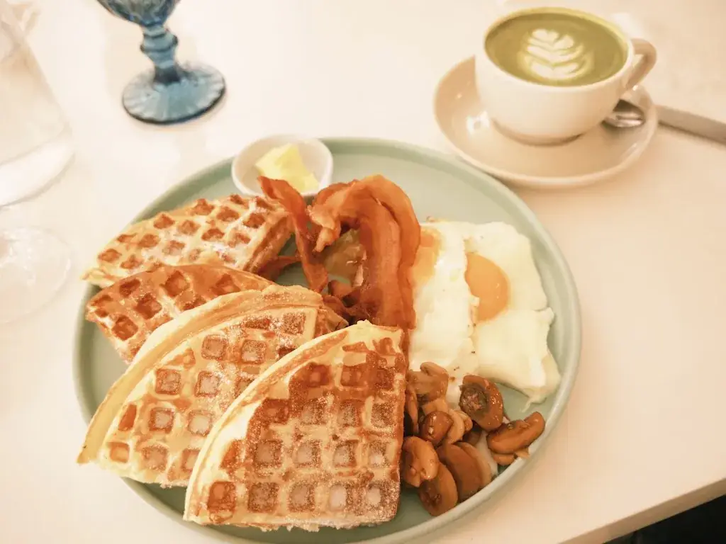 Mary Chilett Cafe & Bar_Philippines_slider_image_3