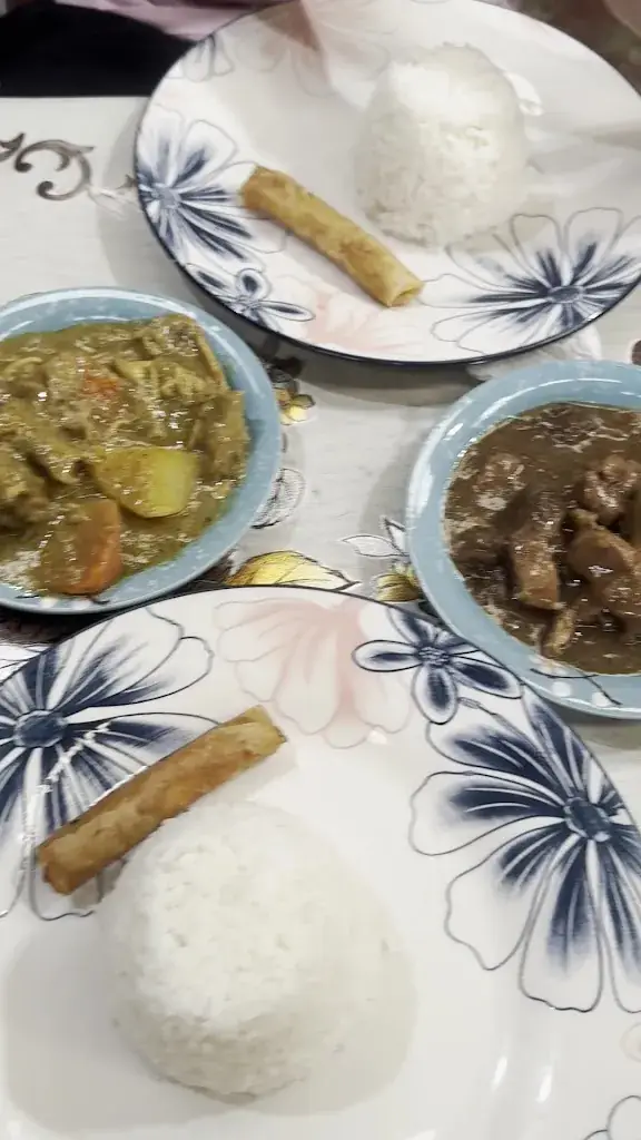 Cumla Carenderia_Philippines_slider_image_2