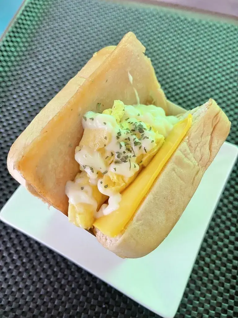 Annes’ Delights_Philippines_slider_image_3