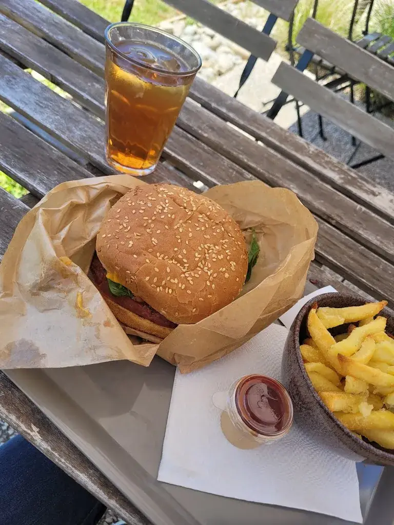 Nathalie_Vood_Montbonnot-Saint-Martin_review