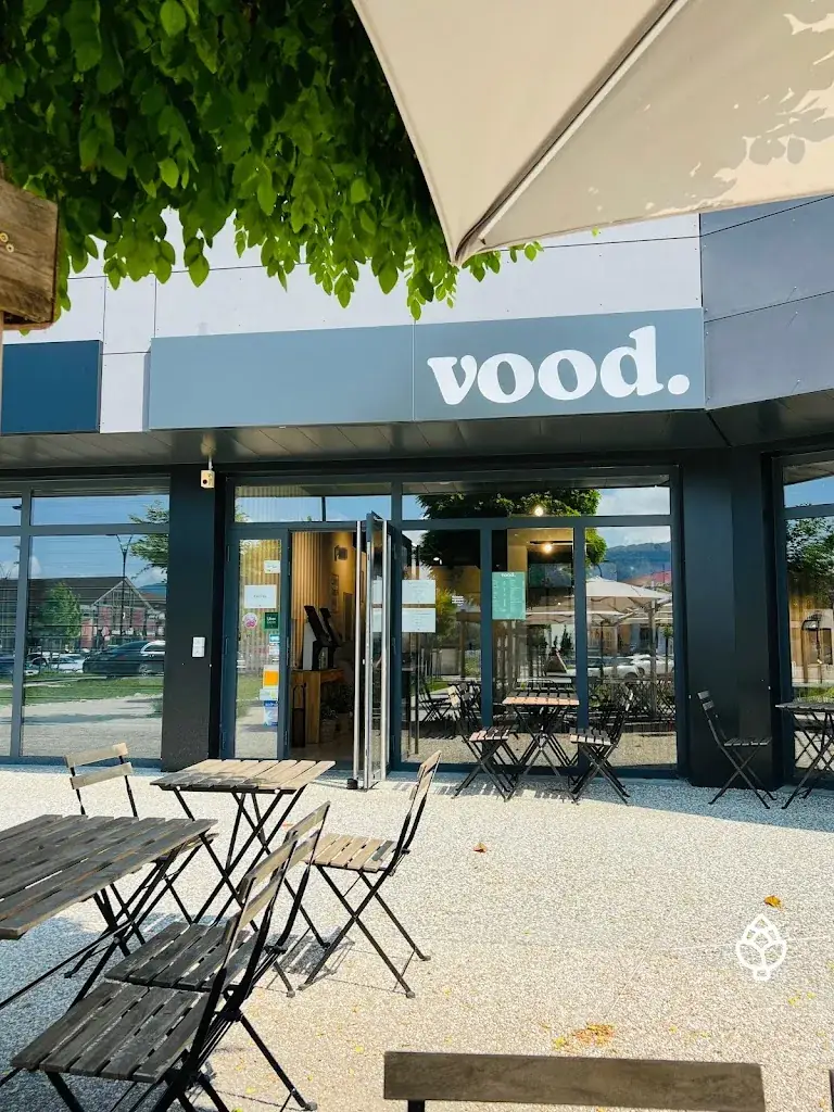 Vood restaurant in Montbonnot-Saint-Martin