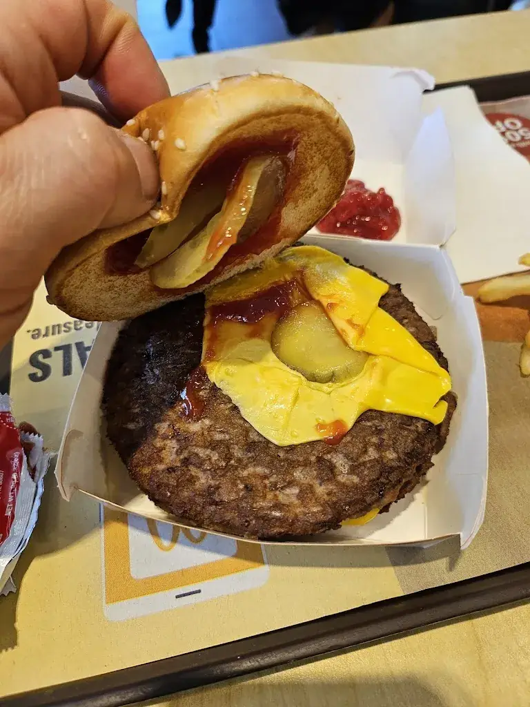 Menu_McDonald's - Coron_Philippines_image_6