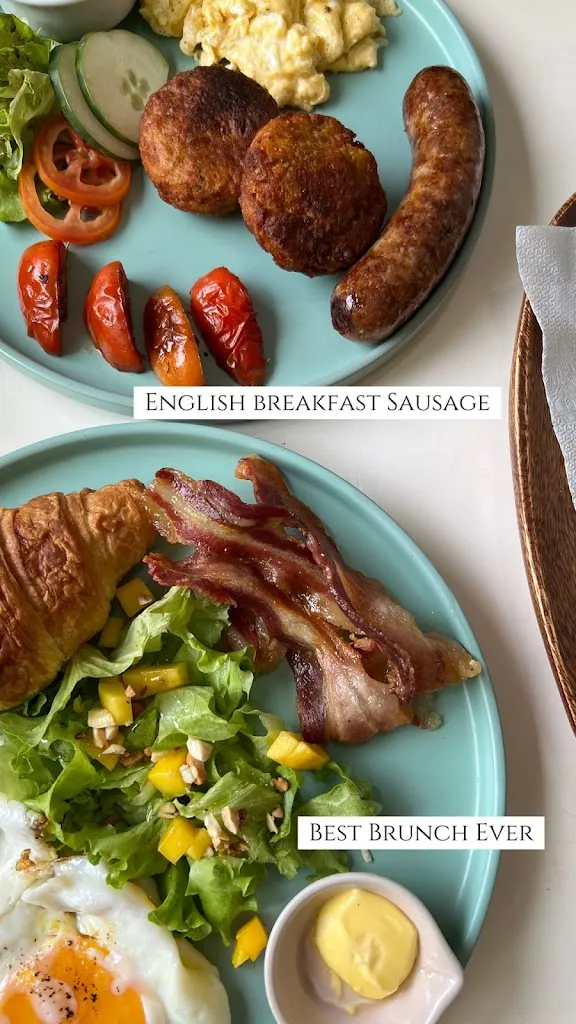 Calvin Duong _MC Cafe & Bar_Philippines_review