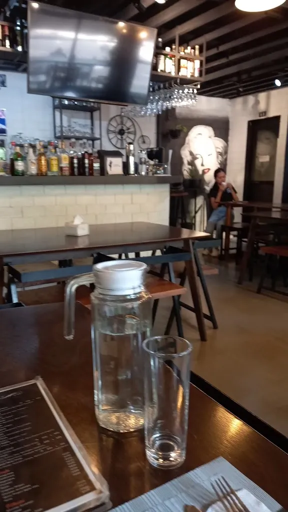 Island Brasserie_Philippines_slider_image_2