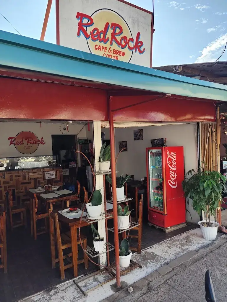 Justin Neethling_Red Rock Coron Snack House_Philippines_recensione