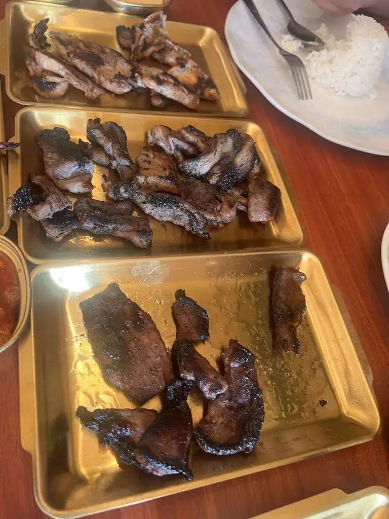 Yonglin Lan (Lance)_Rendezvous Grill House Coron_Philippines_review