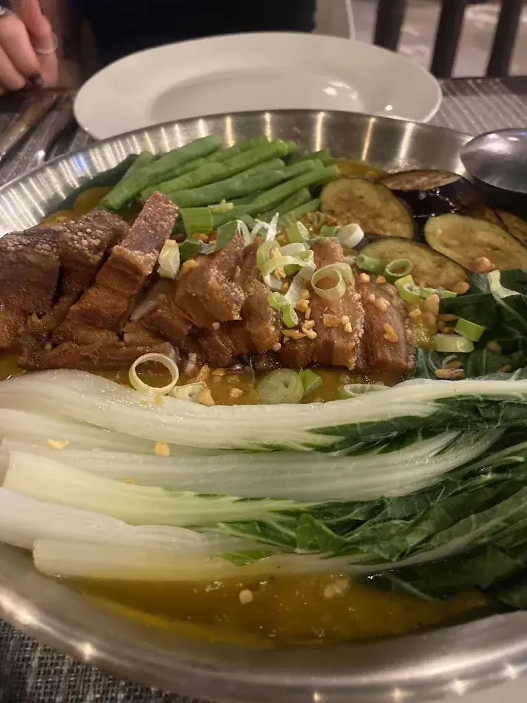 Marion Lopez_Stop Over Bar & Grill Restaurant_Philippines_review