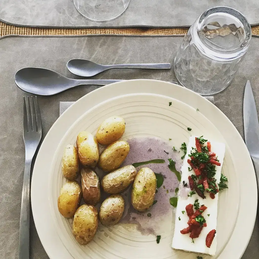 Les Pierres Tournantes..._Écommoy_slider_image_2