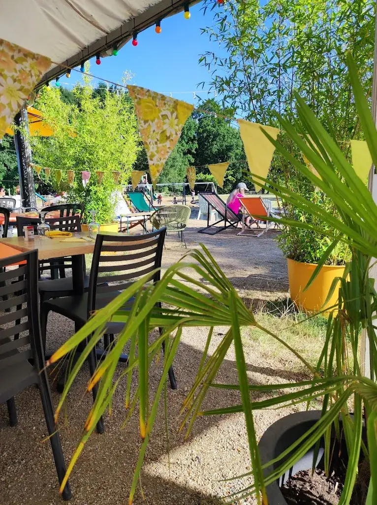 Amance Arnd_La Guinguette Mazette !_Écouflant_review