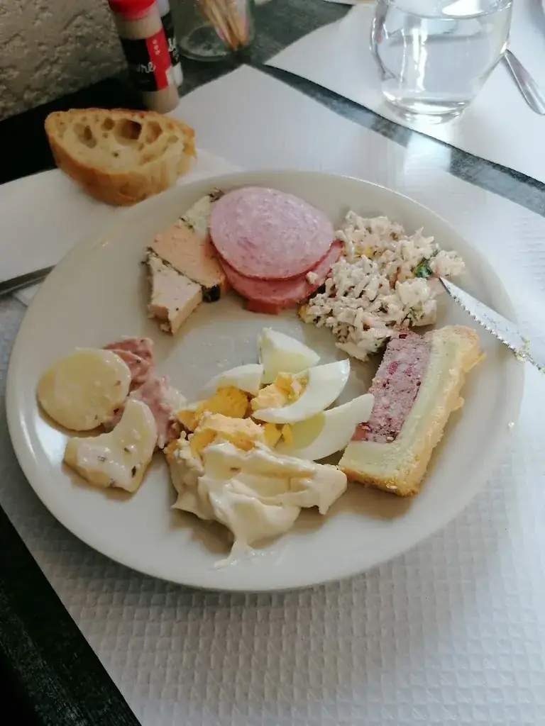 Menu_Restaurant Les Arcades_Écouflant_image_3