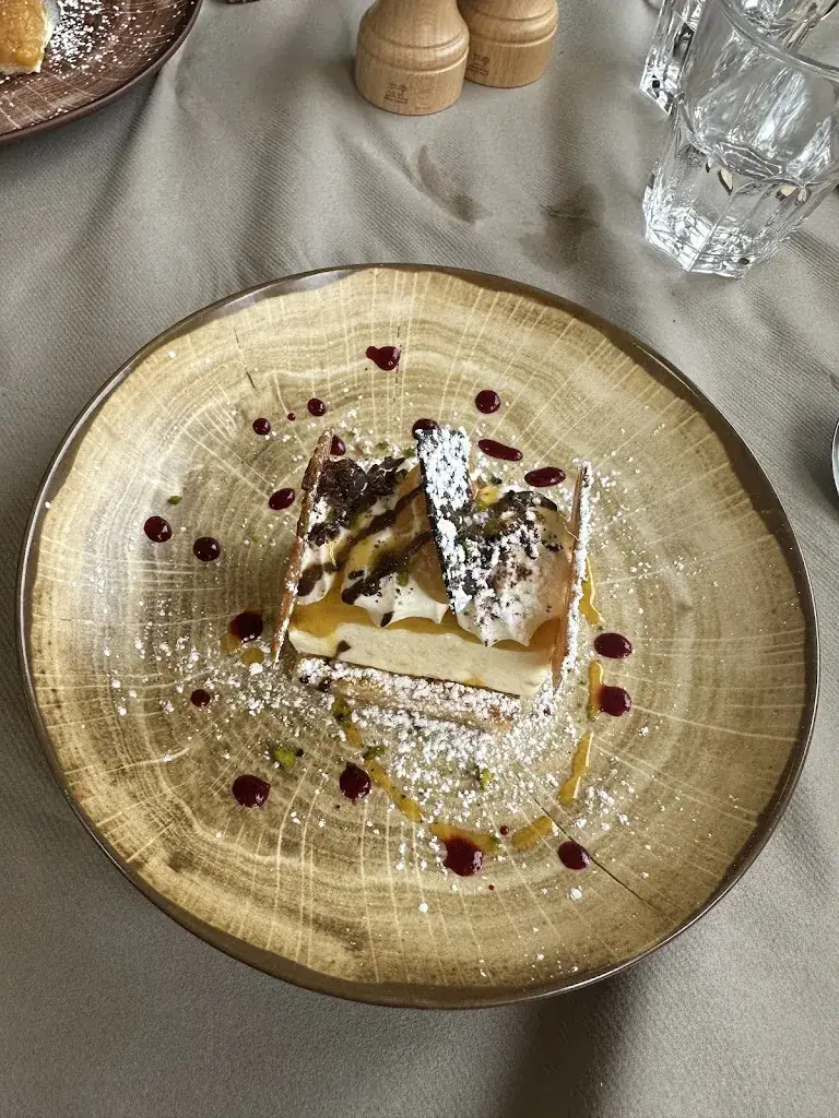 Tiffany Séguineau_Restaurant Brasserie Laval | Le Par Sécurité_Entrammes_review