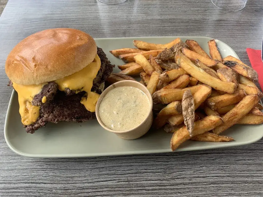 Valentin Roger_Le Nini's_Étriché_review