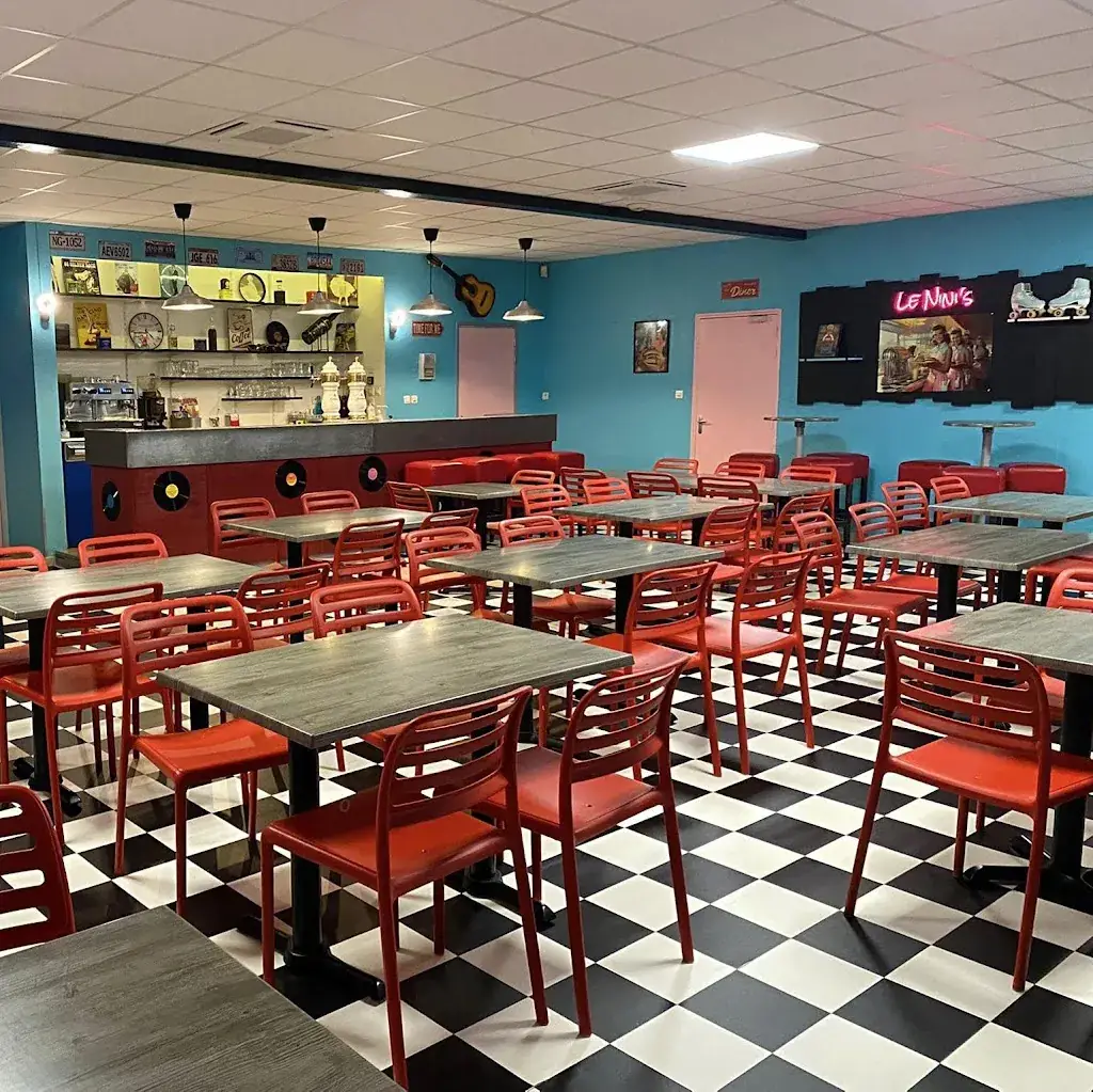 Le Nini's restaurant in Étriché