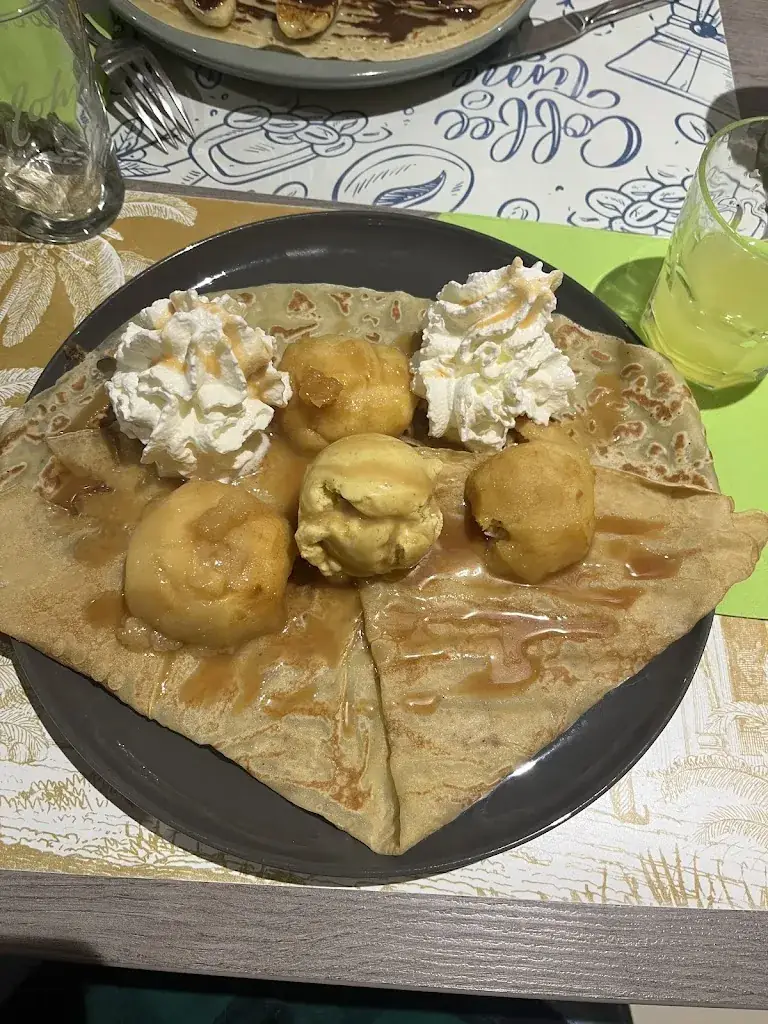 Manon Fradin_La Hulotte_Évron_review