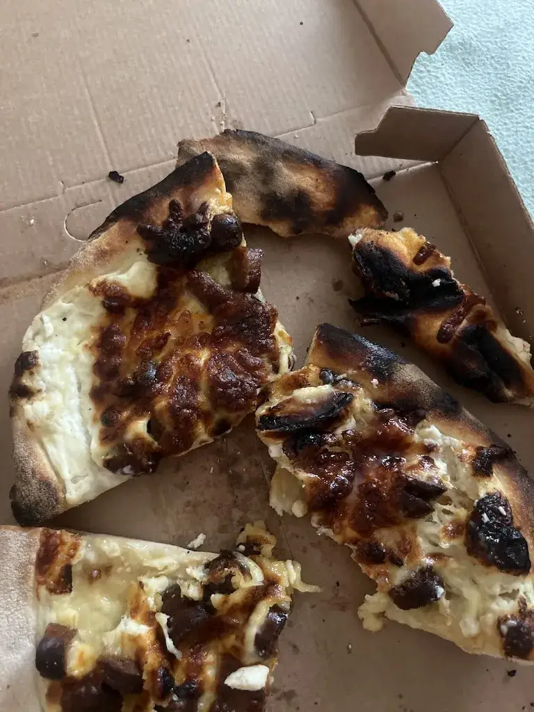 doriana le gratiet_Show Pizz_Évron_review