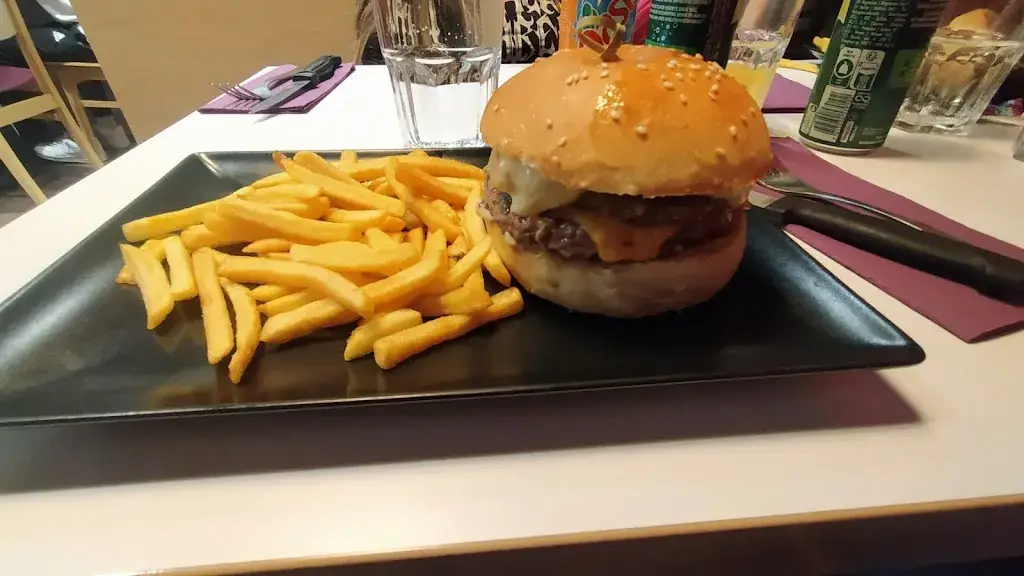 Menu_m'burger_Évron_image_4