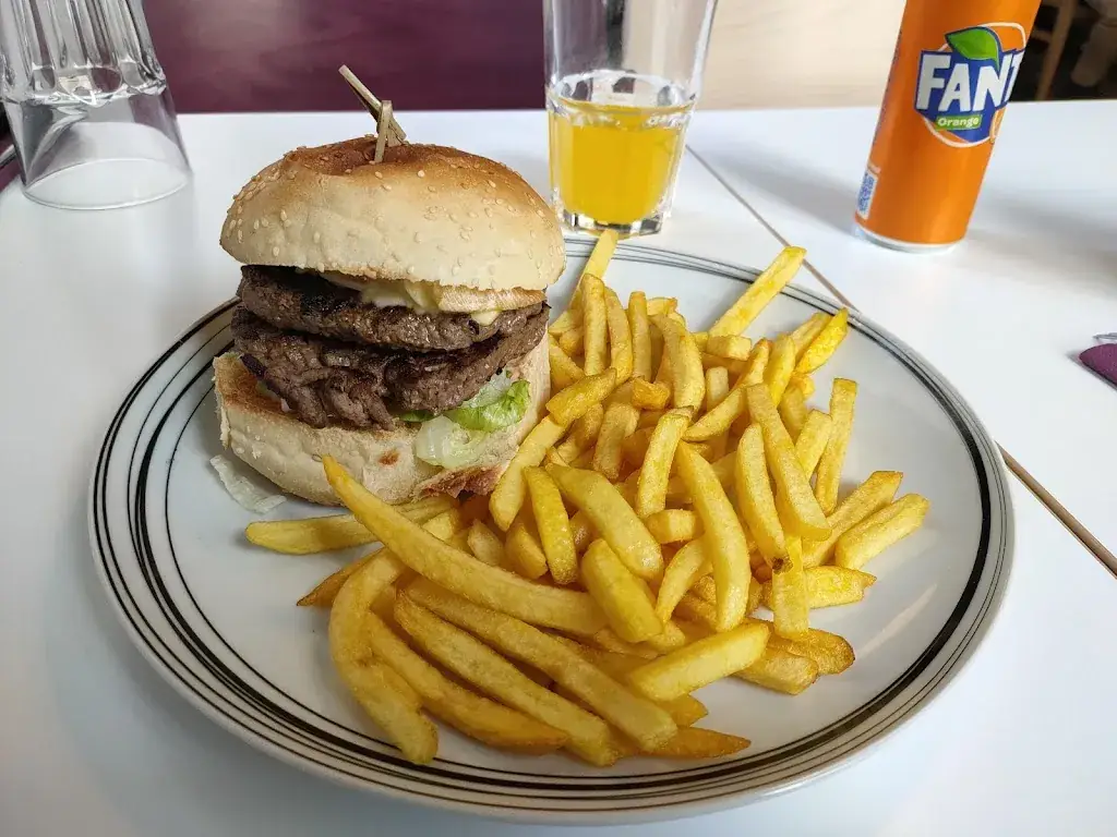 m'burger_Évron_slider_image_3