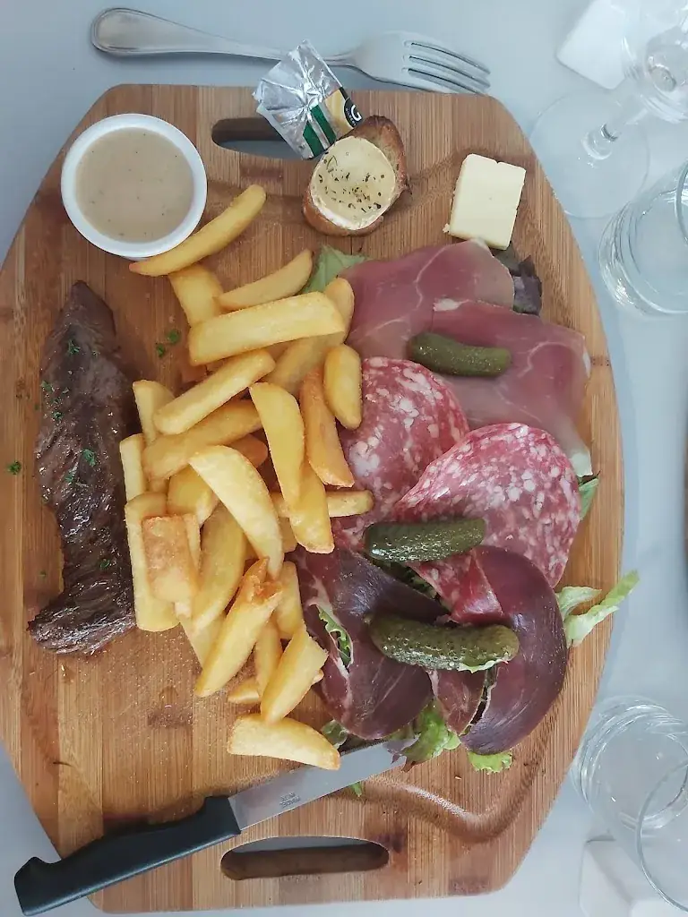 Surcouf_Le Patio_Évron_review