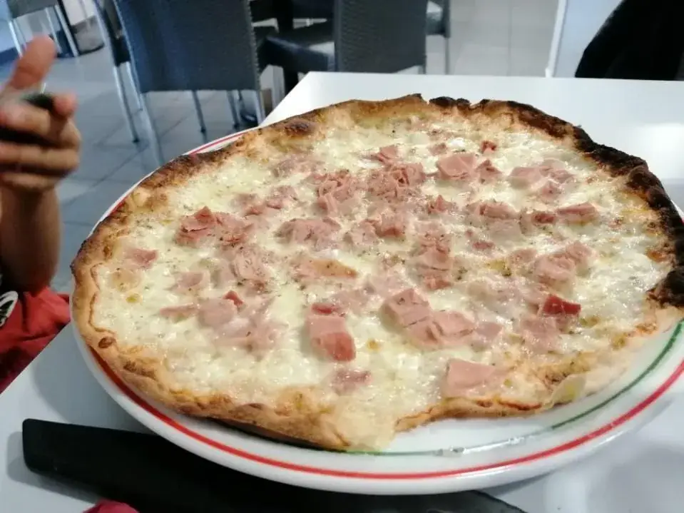 Le Patio_Évron_slider_image_3