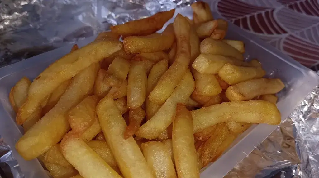 David Daoud_Snacking Diner_Falleron_review